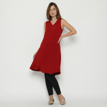 Load image into Gallery viewer, Illy Dress - V neck Dress - Red
