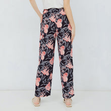 Load image into Gallery viewer, C.B.L. Rori Pants Pink
