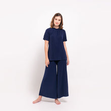 Load image into Gallery viewer, Lulu Long Kulot - Navy
