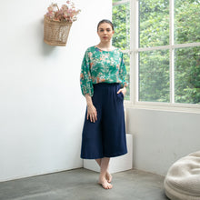 Load image into Gallery viewer, Lola Midi Kulot - Navy
